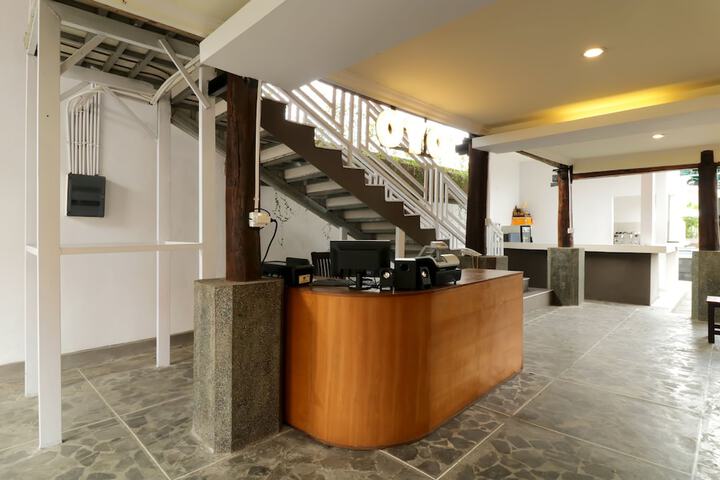 Hotel Interior 2 of 27