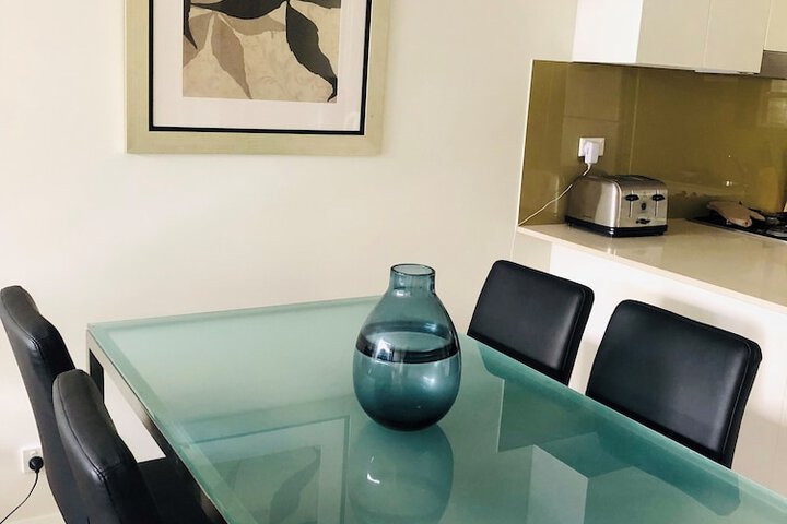 Room 4 of 15