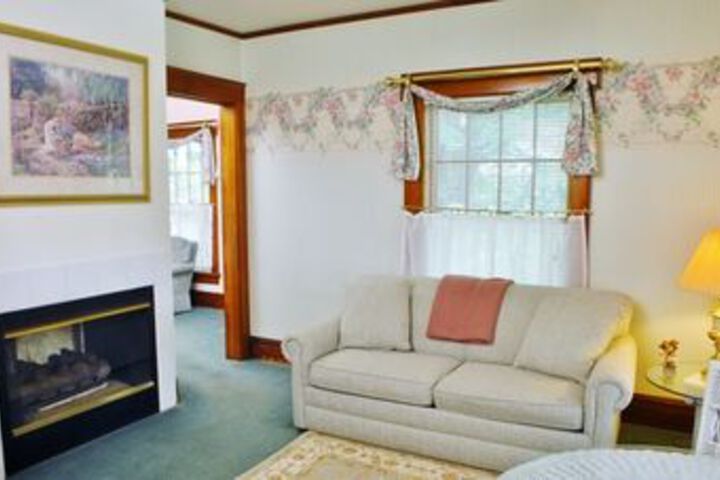 Room 184 of 200