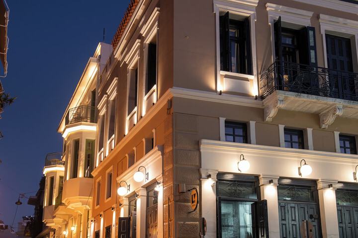 Hotel 66 of 67