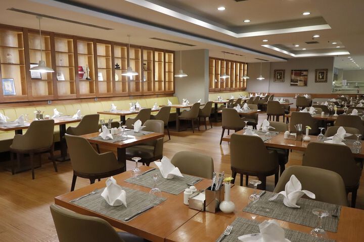 Dining 134 of 202