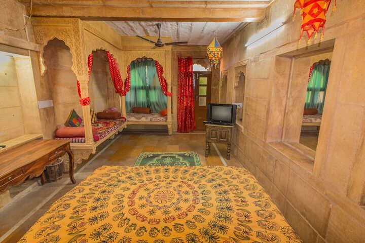 Room 5 of 41