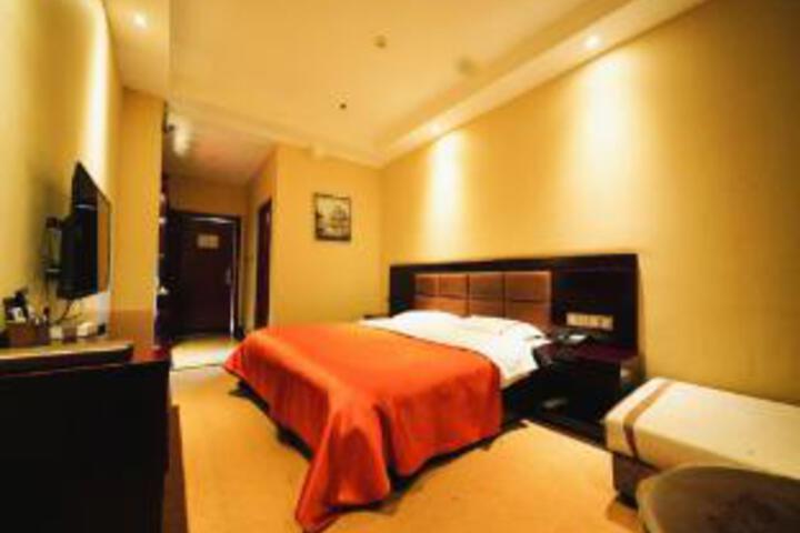 Room 22 of 23