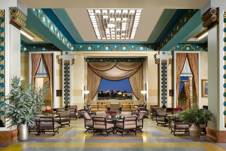 Guest Lobby