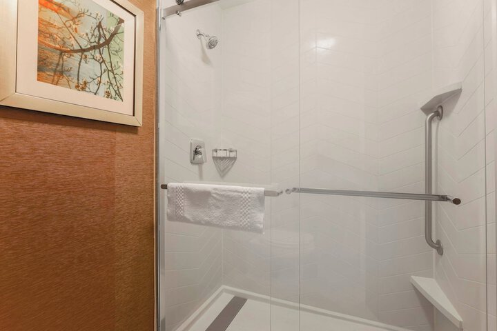 Room 15 of 29