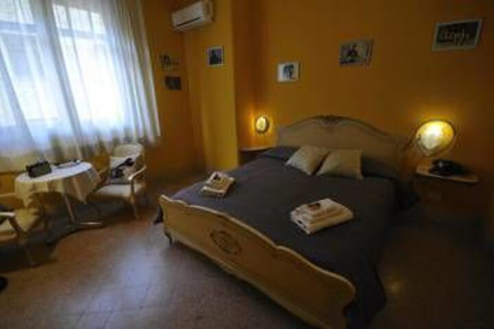 Room 29 of 46