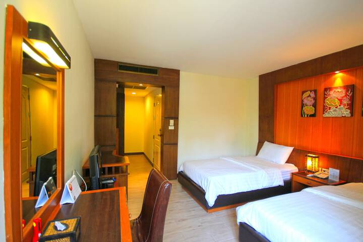 Room 17 of 150