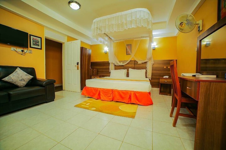 Room 30 of 57
