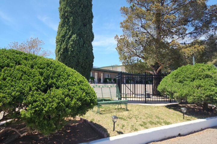 Hotel Exterior 54 of 62