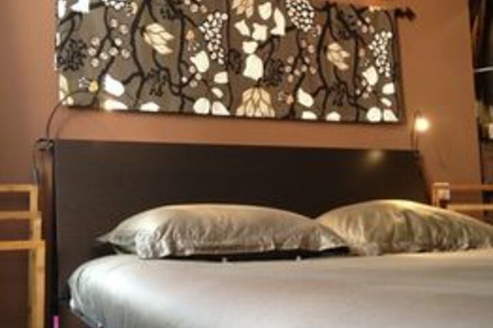 Room 41 of 85