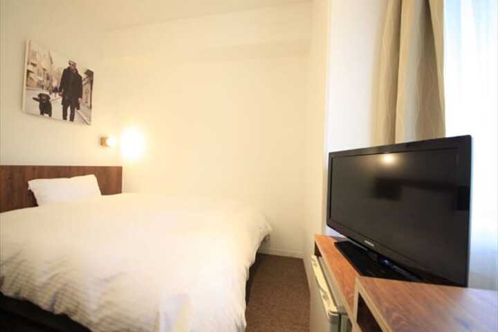 Room 6 of 59