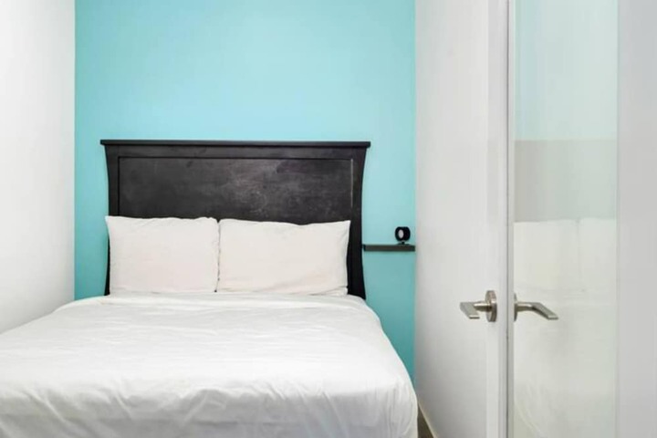 Room 20 of 149