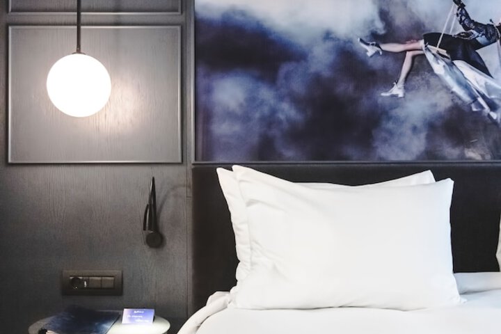 Room 9 of 81