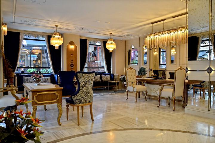 Hotel Lobby
