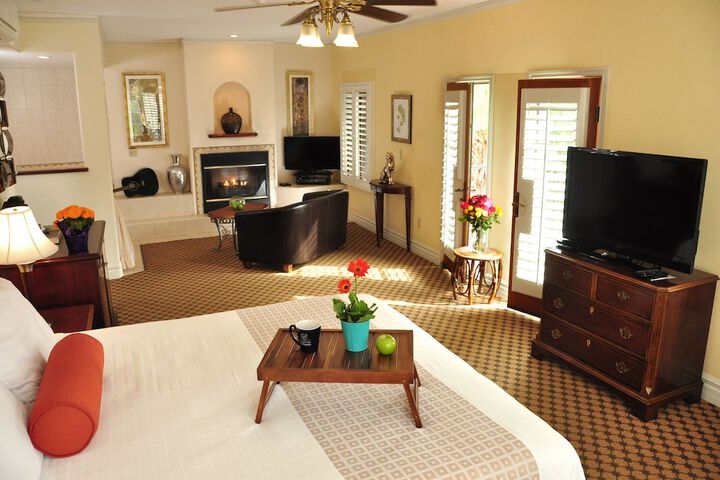 Room 30 of 221