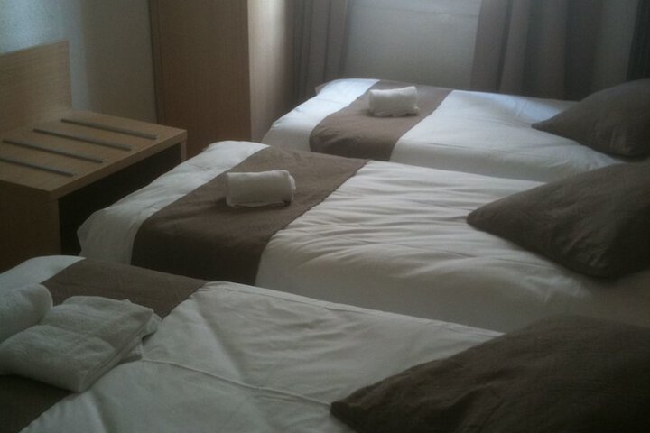 Room 5 of 14
