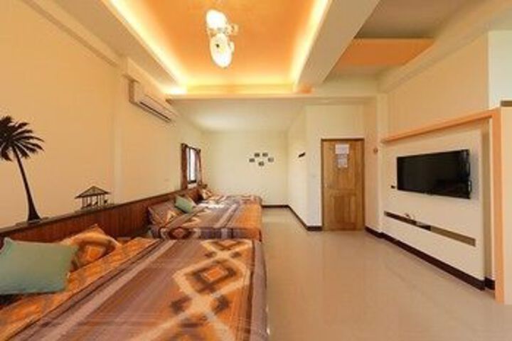 Room 7 of 23