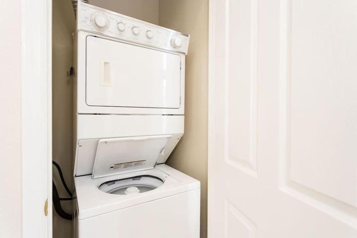 Laundry 8 of 30