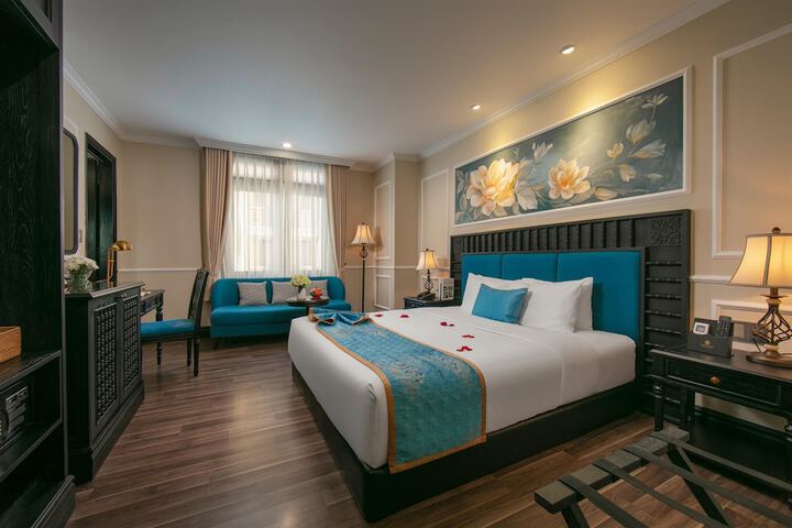Room 20 of 105