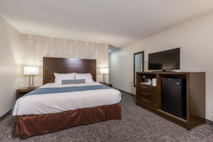 Room 28 of 60