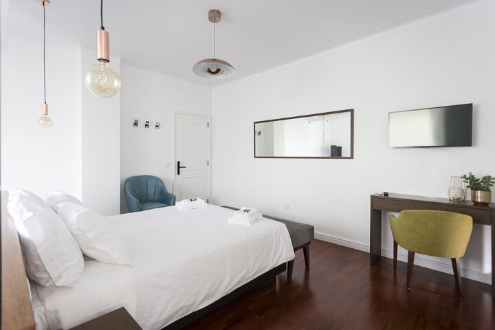 Room 20 of 105