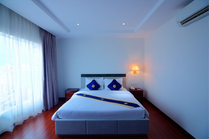 Room 8 of 91