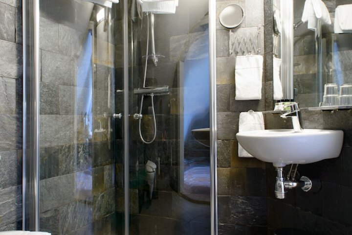 Bath Interior