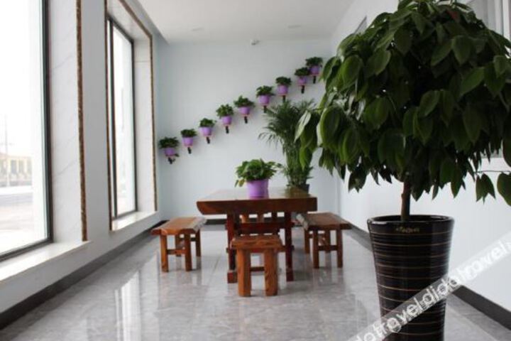 Hotel Interior 10 of 22