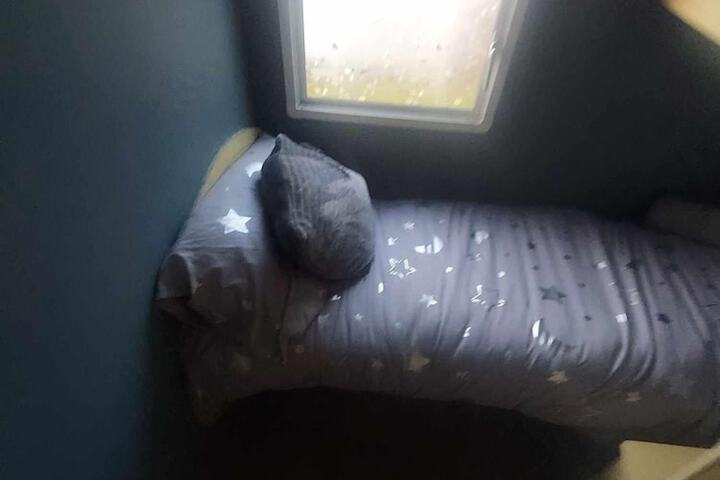 Room 2 of 20