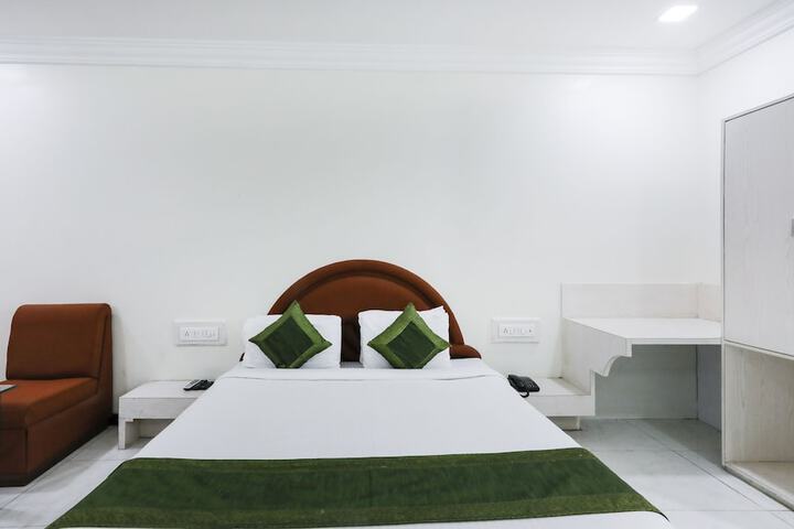 Room 20 of 35