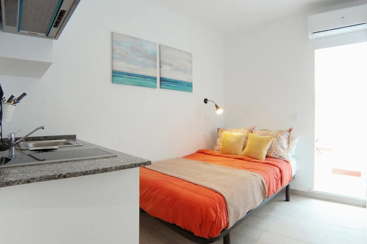 Room 2 of 14