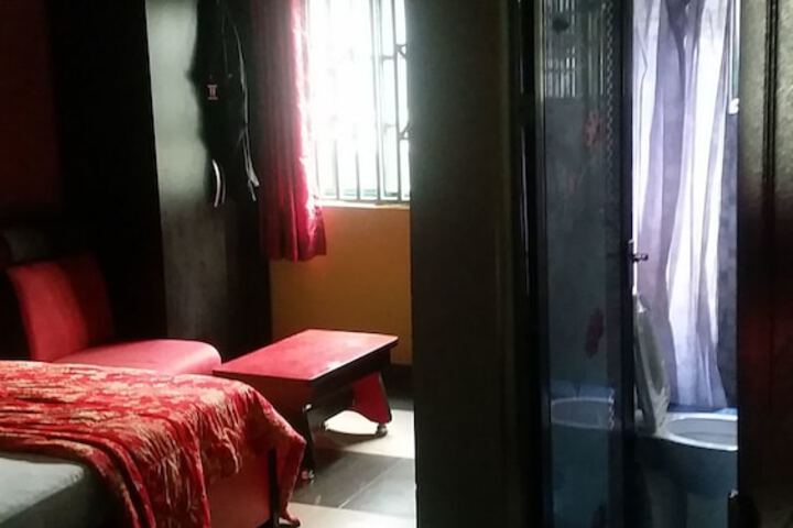 Room 14 of 21