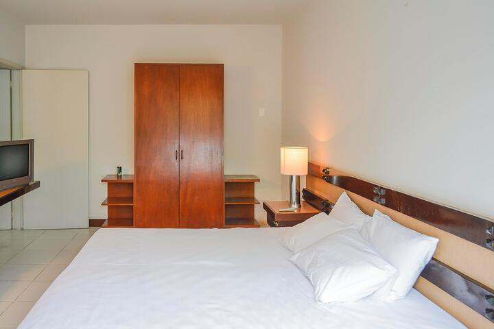 Hotel Suite Photo