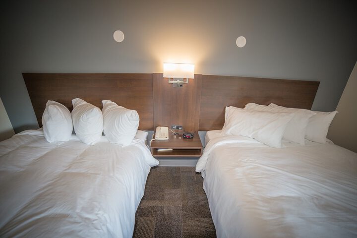 Room 3 of 20