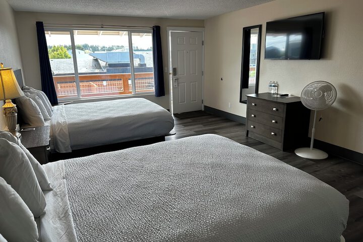 Room 18 of 159