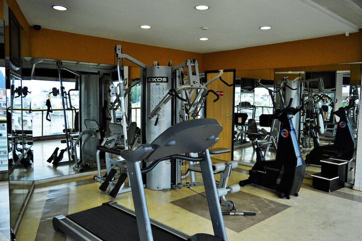 Health and Fitness 104 of 144