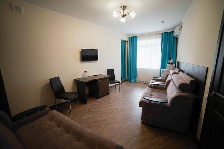 Room 44 of 53