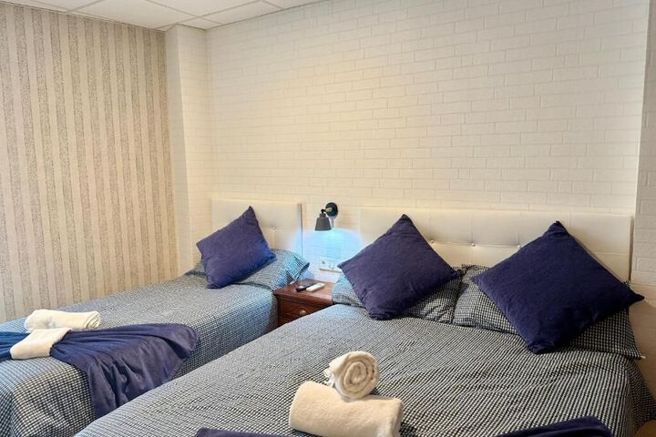 Room 5 of 23