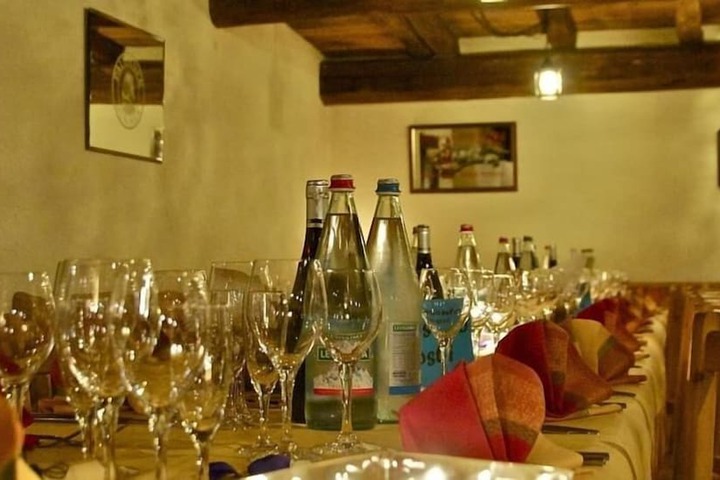 Dining 12 of 20