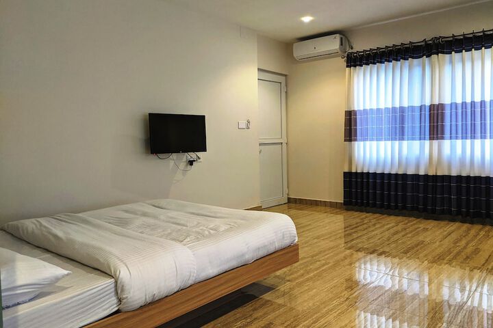 Room 12 of 29