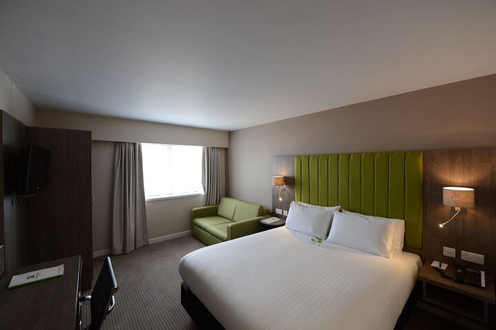 Room 17 of 70