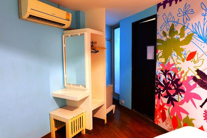 Room 17 of 130