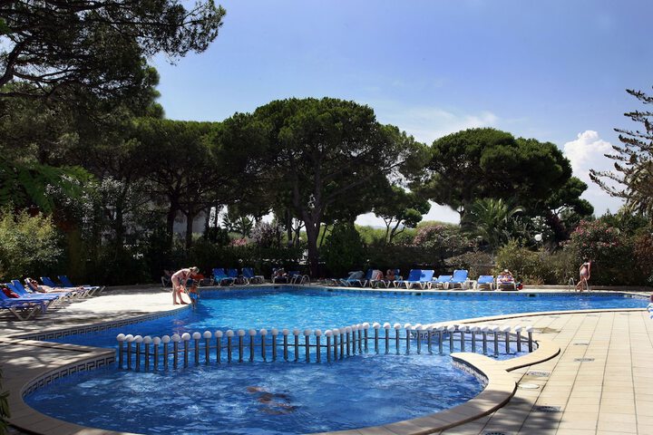 Pool 23 of 45
