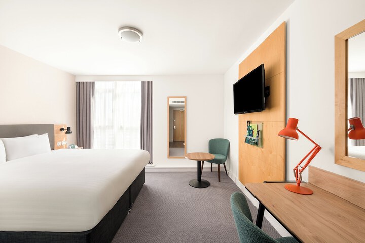Room 45 of 130
