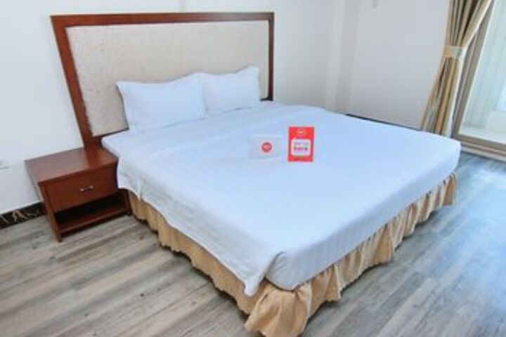 Room 12 of 41