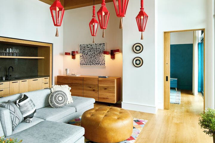Room 15 of 107