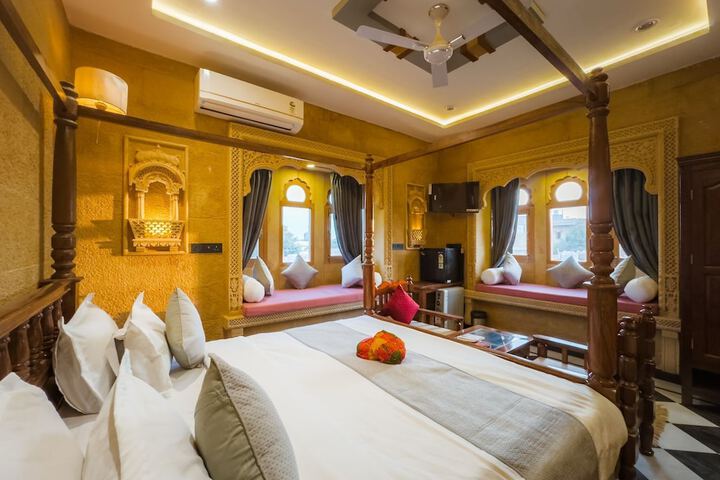 Room 14 of 42