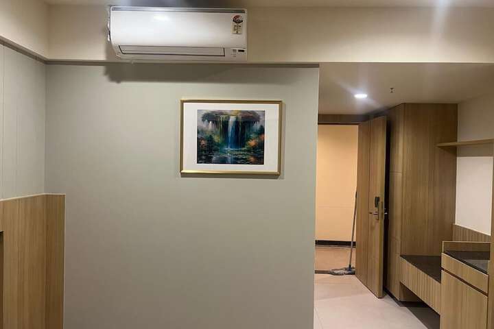 Room 15 of 35