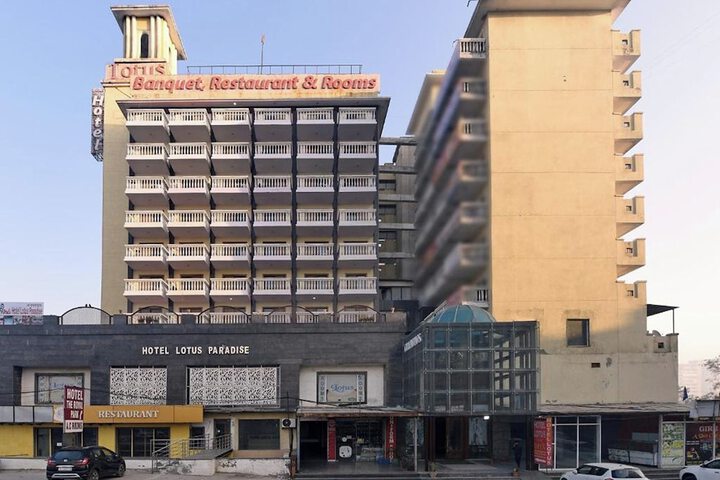 Hotel 44 of 44