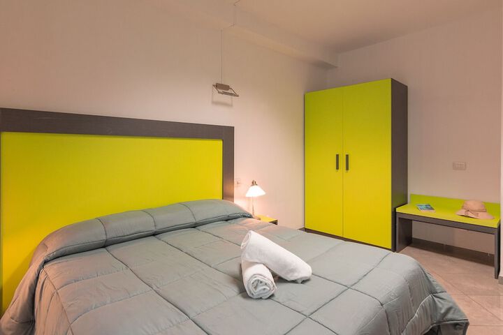 Room 16 of 47